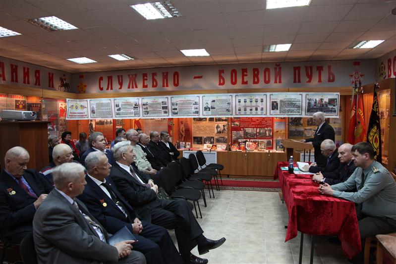 Генерал-лейтенант в отставке Петр Ровенский провел заседание совета ветеранов войск правопорядка в Новосибирске