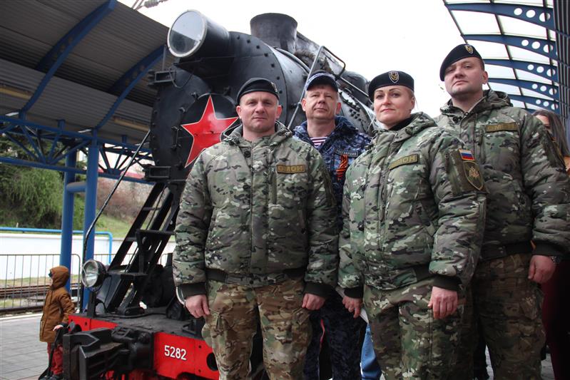 Росгвардейцы обеспечили безопасность граждан во время памятных мероприятий в честь 75-летия освобождения Балаклавы от немецко-фашистских захватчиков