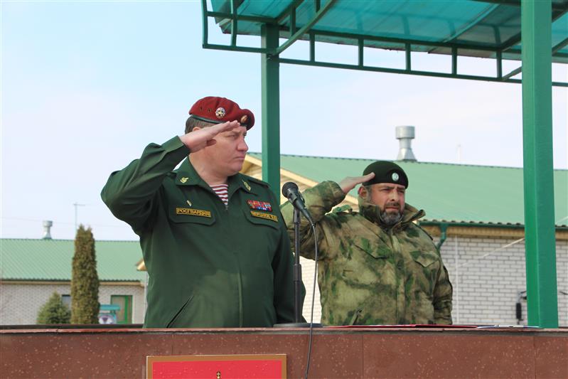 Полку имени Героя России Ахмата-Хаджи Кадырова грозненского соединения Росгвардии исполнилось 13 лет (видео)