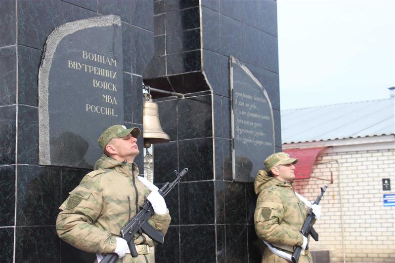 Военнослужащие оперативного полка грозненского соединения Росгвардии почтили память погибших товарищей