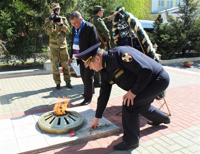 В Ростове-на-Дону дан старт южному этапу автопробега Росгвардии «Вахта памяти. Сыны Великой Победы» (фото)