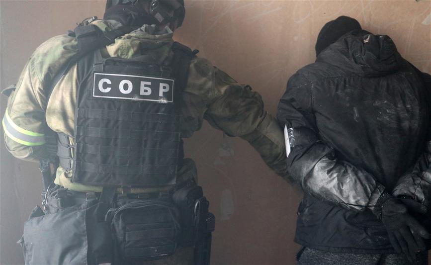 При содействии петербургского СОБР задержан мужчина, находившийся в межгосударственном розыске по подозрению в убийстве