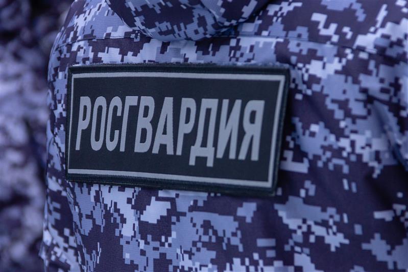 В Новороссийске сотрудники Росгвардии задержали подозреваемого в квартирной краже 