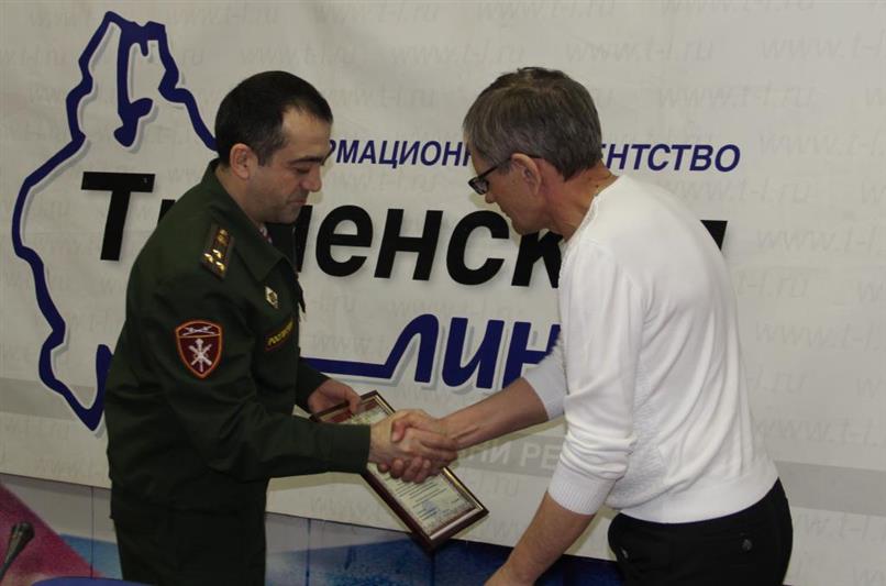 Представители Росгвардии приняли участие в «Дне главного редактора» в Тюмени