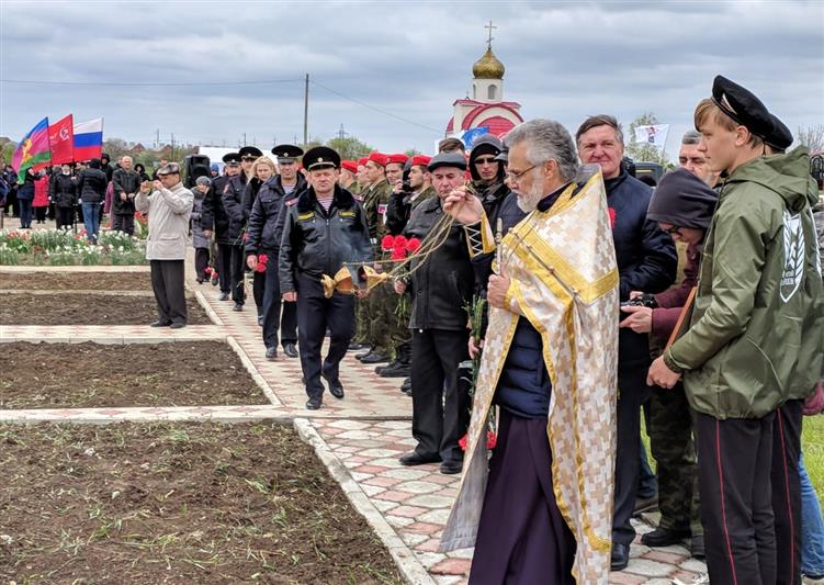 На Кубани сотрудники Росгвардии приняли участие в церемонии захоронения останков двух советских летчиков, погибших в годы Великой Отечественной войны 