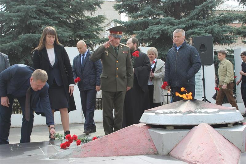 Города Южного Урала встретили участников автопробега Росгвардии «Вахта Памяти. Сыны Великой Победы» 
