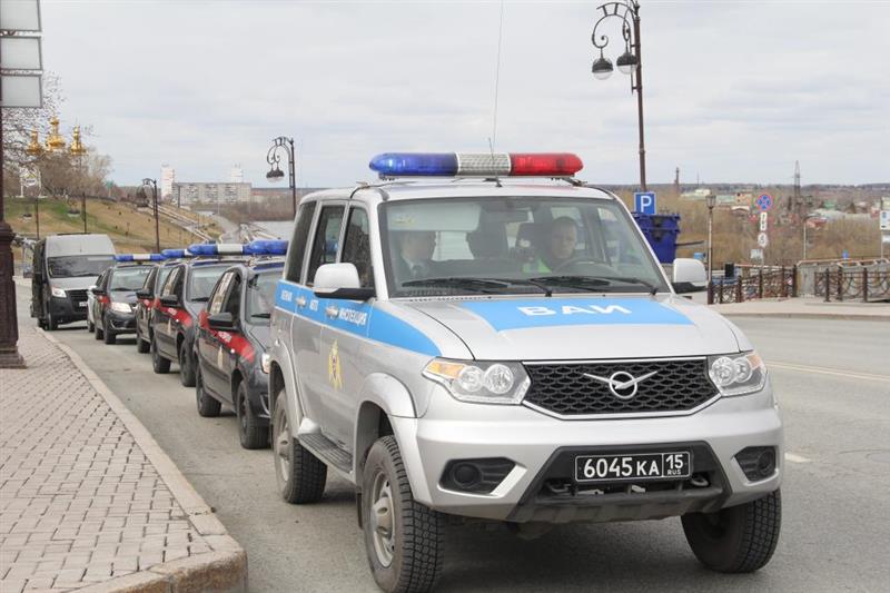 Участников автопробега Росгвардии «Вахта памяти. Сыны Великой Победы» встретили в Тюмени (фото, видео)