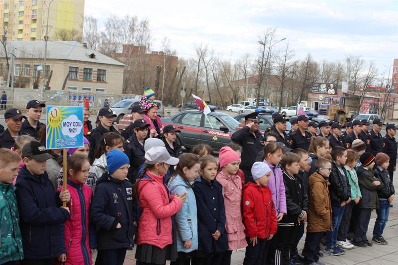 Города Южного Урала встретили участников автопробега Росгвардии «Вахта Памяти. Сыны Великой Победы» 