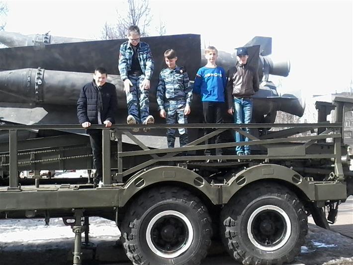 Кадеты ростовского подшефного класса Росгвардии побывали на экскурсиях в Ярославле 