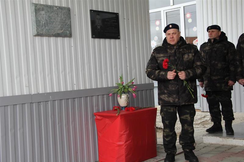 Участников автопробега Росгвардии «Вахта памяти. Сыны Великой Победы» встретили в Тюмени (фото, видео)