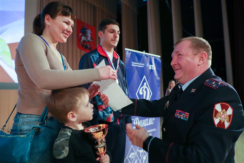 В Москве Росгвардия провела открытый спортивный праздник, посвященный 96-летию общества «Динамо» (видео)