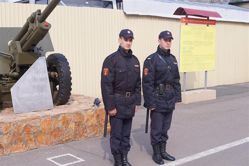 Военнослужащие казанского полка Росгвардии задержали подозреваемого в краже