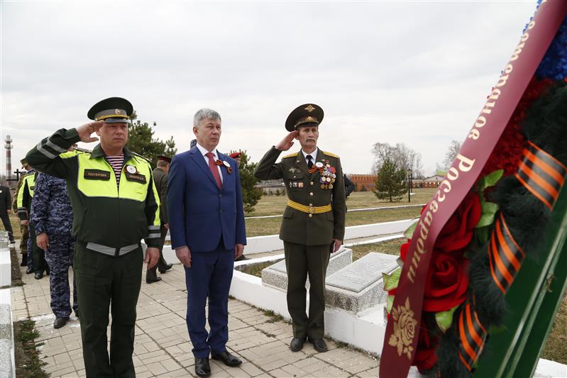 Колонна автопробега Росгвардии «Вахта Памяти. Сыны Великой Победы» посетила города Тверской области (фото)