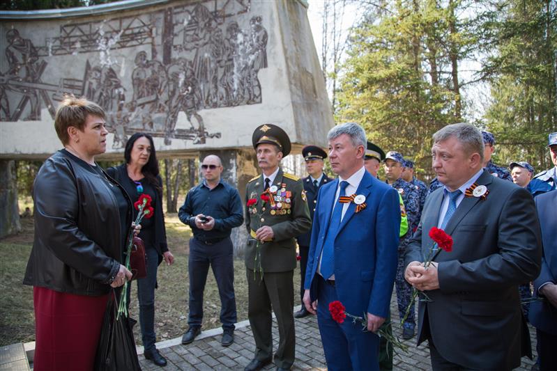 Участники автопробега Росгвардии «Вахта Памяти. Сыны Великой Победы» в Новгородской области (ФОТО)