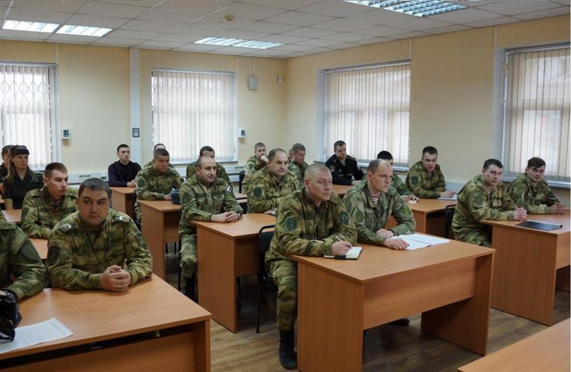 Камчатские росгвардейцы встретились с председателем региональной организации ветеранов внутренних дел и внутренних войск