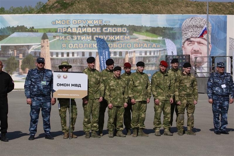 В Гудермесе стартовал VII открытый чемпионат по тактической стрельбе (фото, видео)