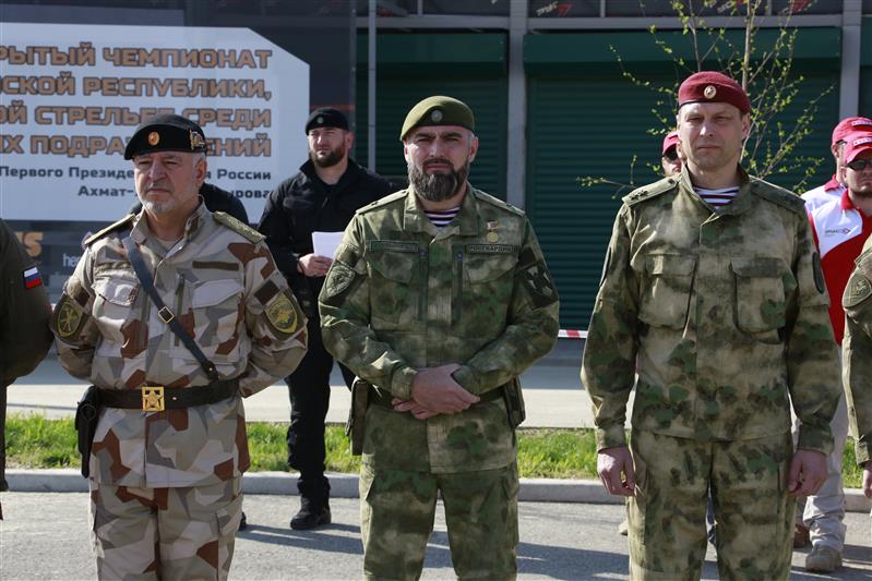 В Гудермесе стартовал VII открытый чемпионат по тактической стрельбе (фото, видео)