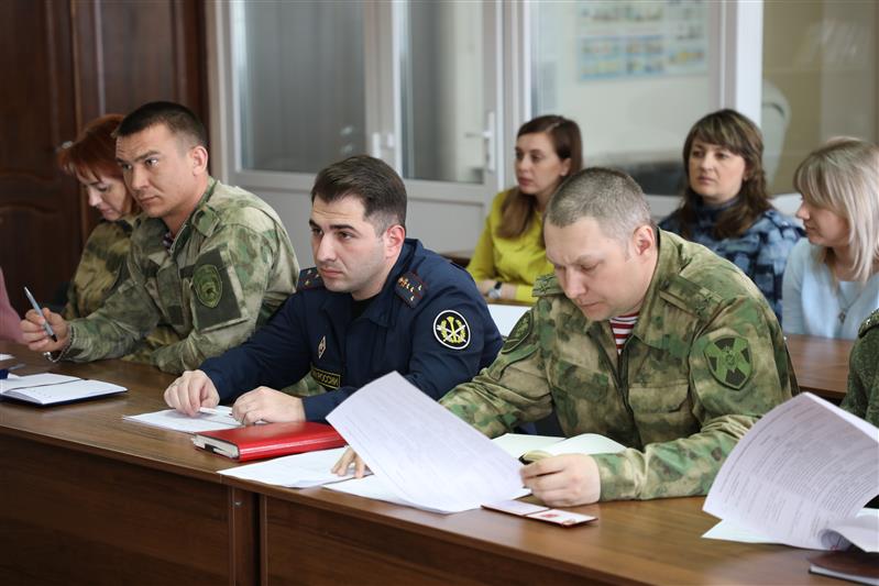 Офицеры-психологи Северо-Кавказского округа Росгвардии приняли участие в заседании профильного межведомственного совета