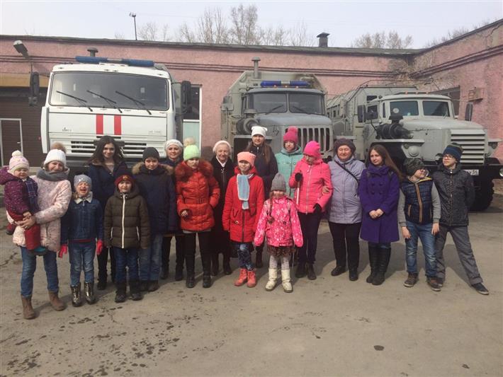 Новосибирский СОБР посетили дети с ограниченными возможностями здоровья  