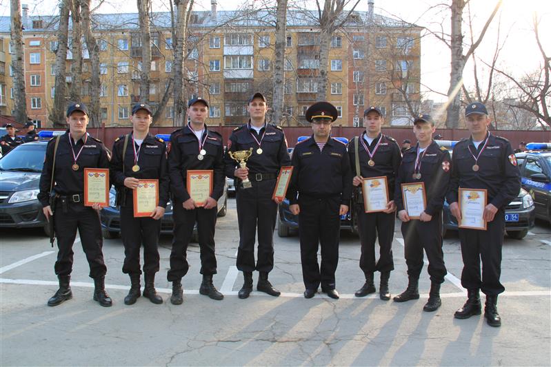 В Новосибирске состоялся региональный конкурс групп задержания вневедомственной охраны