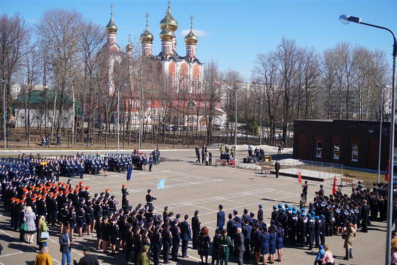 Офицеры Росгвардии оценили строевую выправку воспитанников кадетских классов Чувашии 