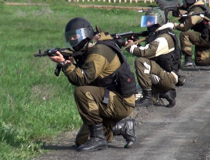 Ростовские спецподразделения Росгвардии провели полевые выходы