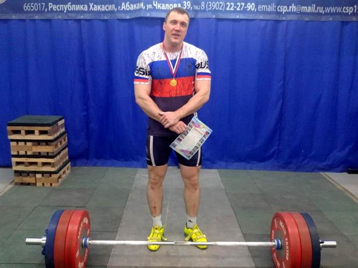 Росгвардеец из Хакасии завоевал путевку на чемпионат Сибири по тяжелой атлетике