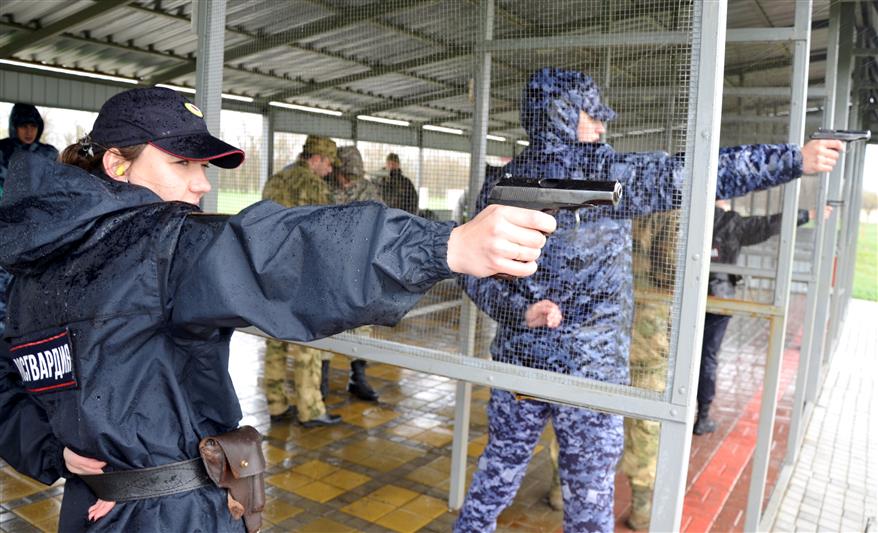 Завершился чемпионат Южного округа Росгвардии по стрельбе, посвященный 100-летию со дня рождения Михаила Калашникова (фото, видео)
