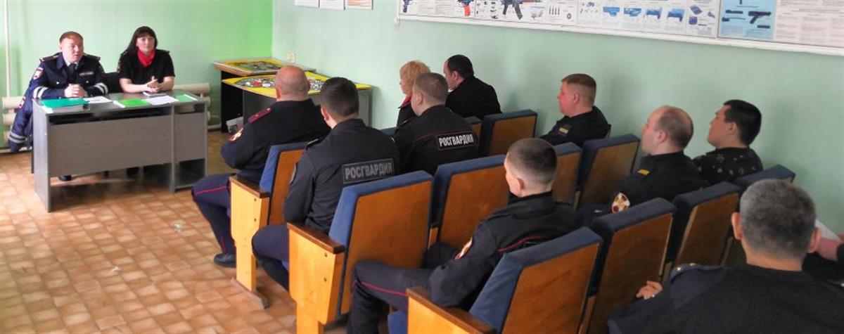В югорских подразделениях Росгвардии прошли мероприятия по профилактике дорожно-транспортных происшествий
