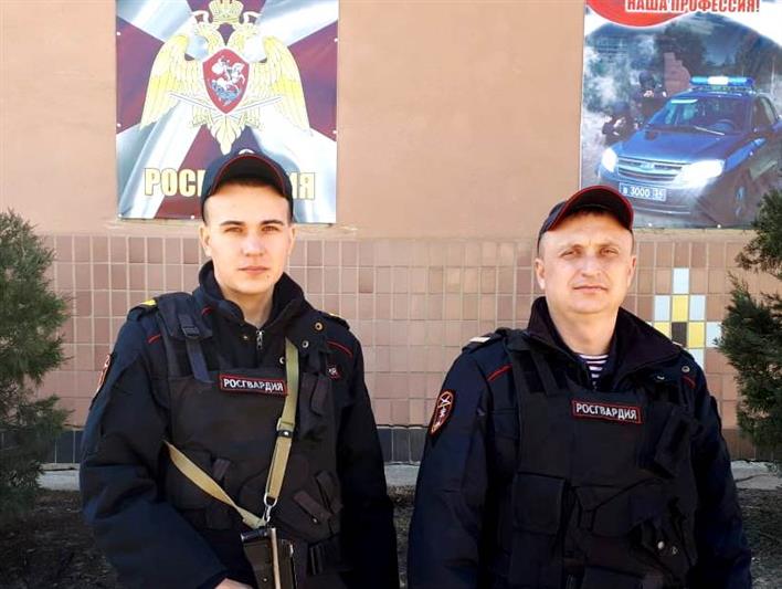 В Волгоградской области росгвардейцы задержали подозреваемых в посягательстве на частную собственность и причинении урона экологии