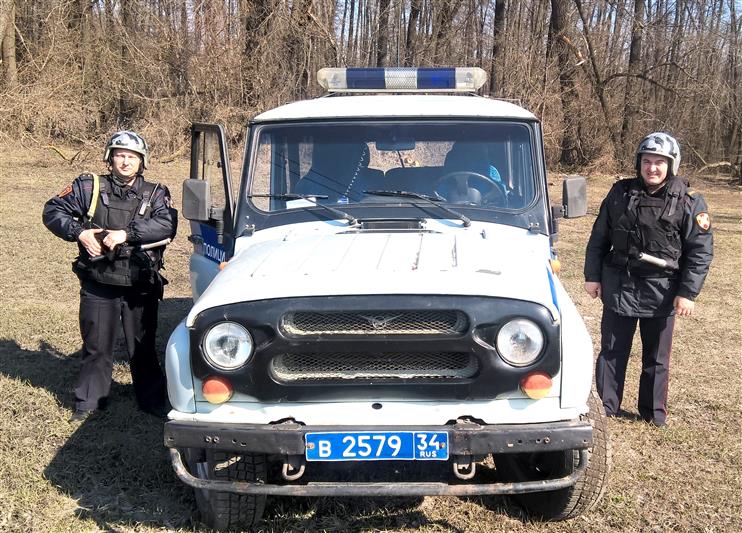 В Волгоградской области росгвардейцы задержали подозреваемых в посягательстве на частную собственность и причинении урона экологии