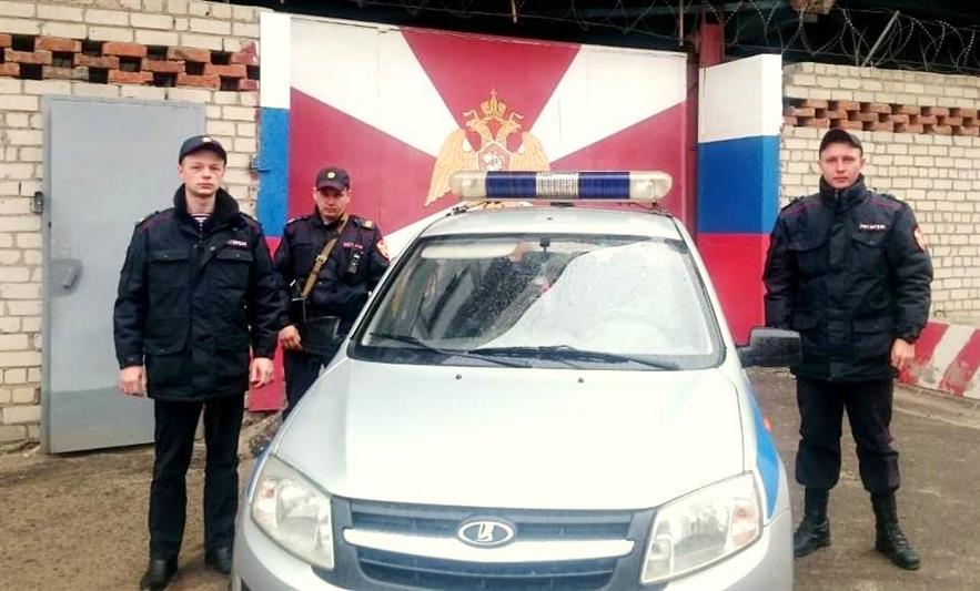 В Волгоградской области росгвардейцы задержали подозреваемых в посягательстве на частную собственность и причинении урона экологии