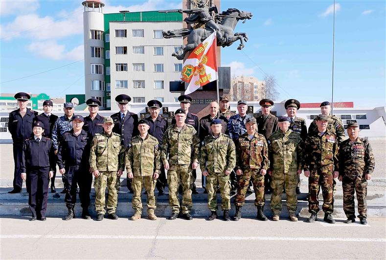 На Дальнем Востоке продолжается автопробег Росгвардии «Вахта Памяти. Сыны Великой Победы» (фото)