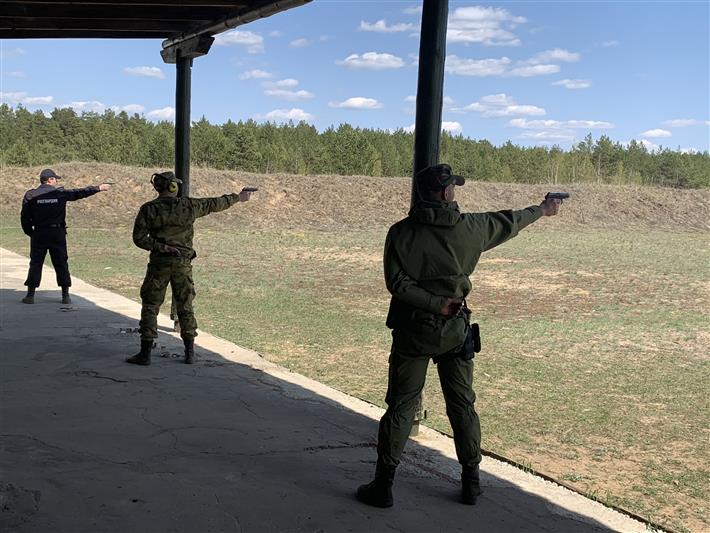 В Калужской области прошел чемпионат территориального Управления Росгвардии по стрельбе из боевого ручного стрелкового оружия 