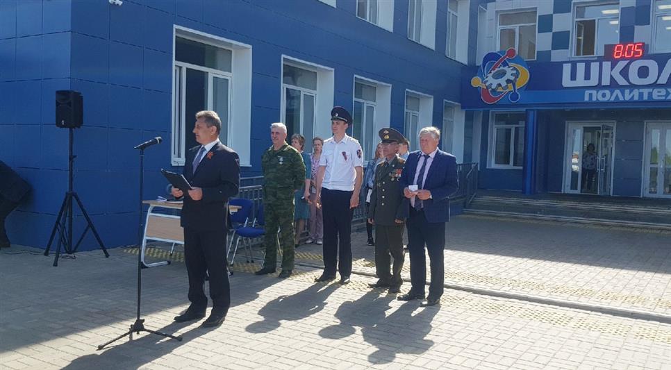 Тамбовские росгвардейцы провели Урок мужества для старшеклассников