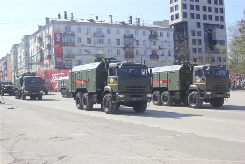 Начальник Пермского военного института Росгвардии возглавил парадные расчеты войск пермского гарнизона