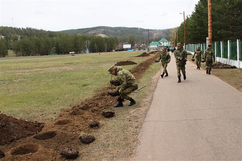 Росгвардейцы Бурятии присоединились к проекту «Зеленый город»