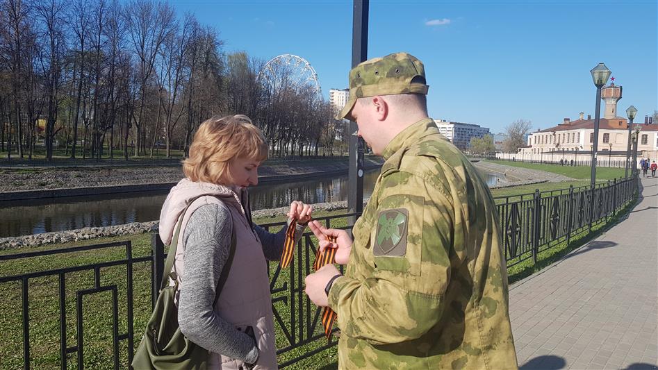 В Иванове росгвардейцы присоединились к Всероссийской акции «Георгиевская ленточка»