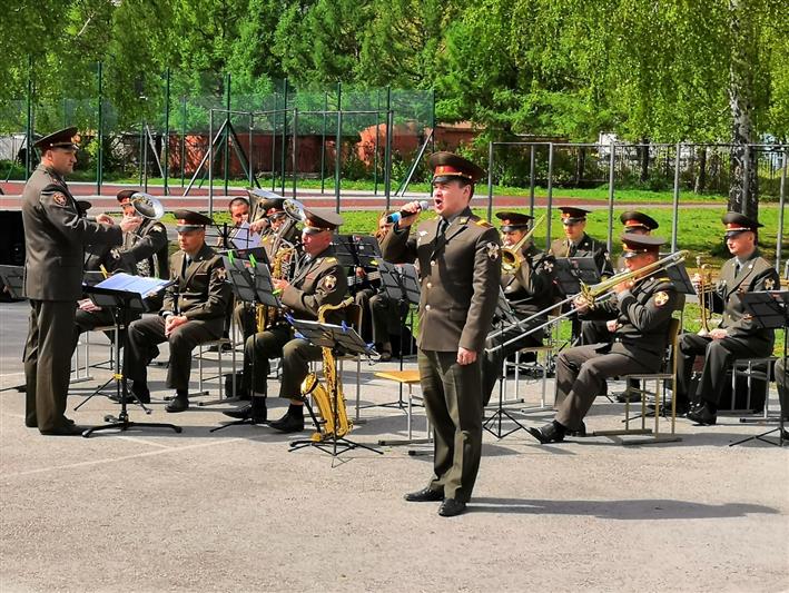Военный оркестр Управления Росгвардии по Алтайскому краю стал участником международного кадетского бала