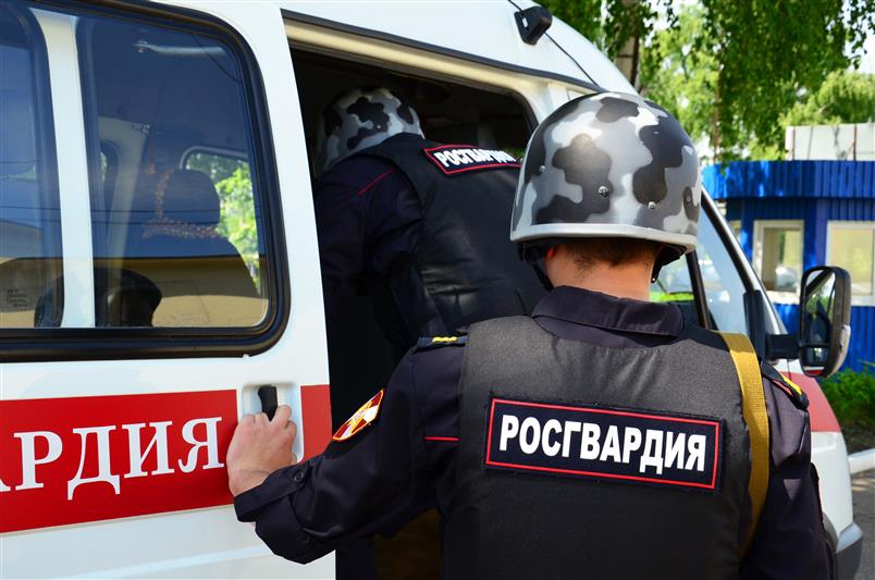 В Моршанске росгвардейцы вернули матери потерявшегося ребенка
