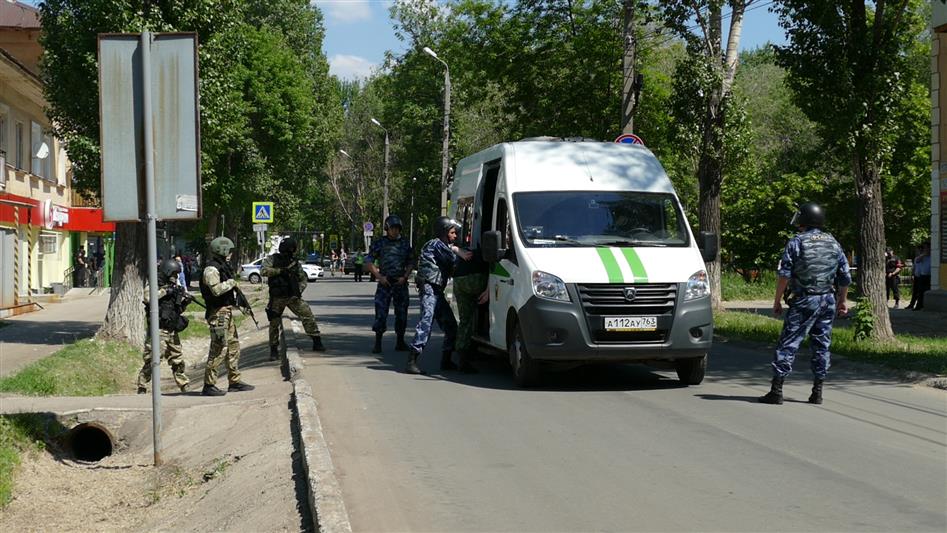 Сотрудники Росгвардии приняли участие в крупномасштабных антитеррористических учениях в Самаре