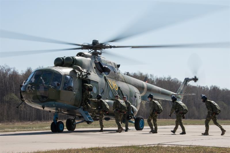 Десант в небе Подмосковья
