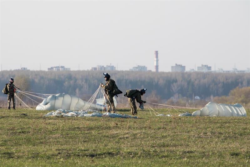 Десант в небе Подмосковья