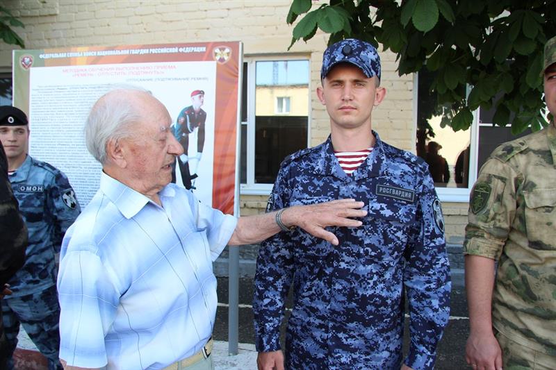 Курская воинская часть Росгвардии отметила 48-летие
