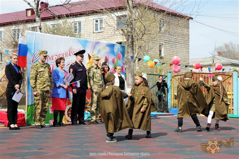 Начальник сахалинского управления Росгвардии провел патриотическое мероприятие для дошколят
