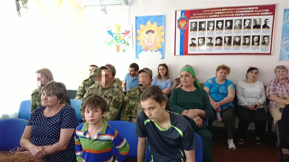 Росгвардейцы Карачаево-Черкесии побывали на спектакле, подготовленном подшефным отрядом «Юный омоновец»