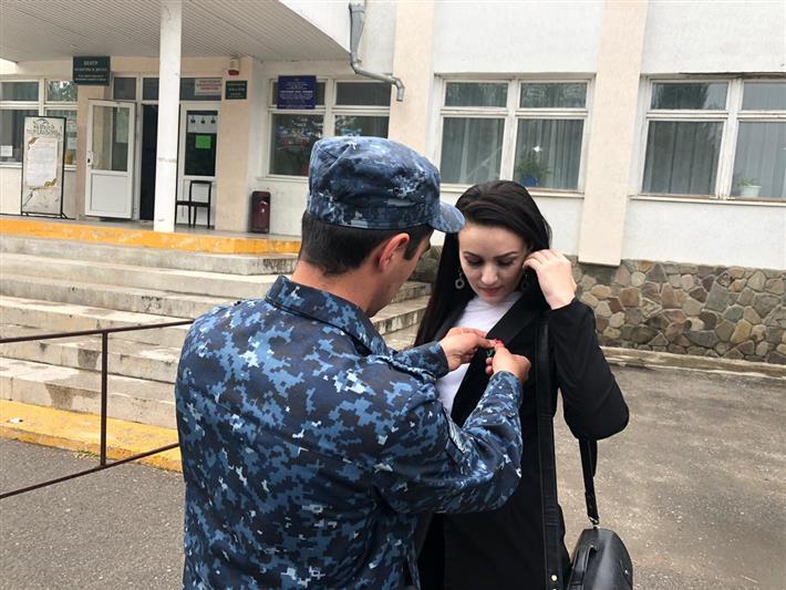 В Карачаево-Черкесии Росгвардия присоединилась к всероссийской благотворительной акции «Красная гвоздика»