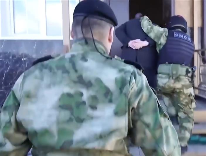 При участии якутского ОМОН изъято более семи тысяч ящиков контрафактного алкоголя 