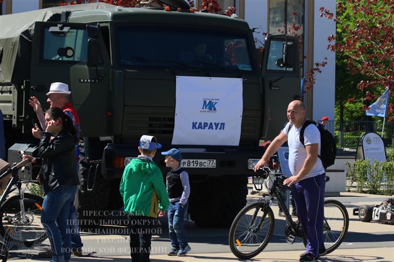 Росгвардия приняла участие в торжественных мероприятиях, посвященных 100-летию газеты «Московский комсомолец» 