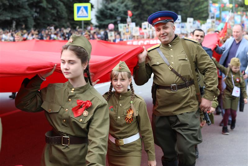 Военнослужащие Северо-Кавказского округа Росгвардии возглавили Парад Победы в столице СКФО